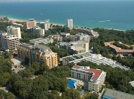 Ξενοδοχείο Blue Sky - & Parking 3*