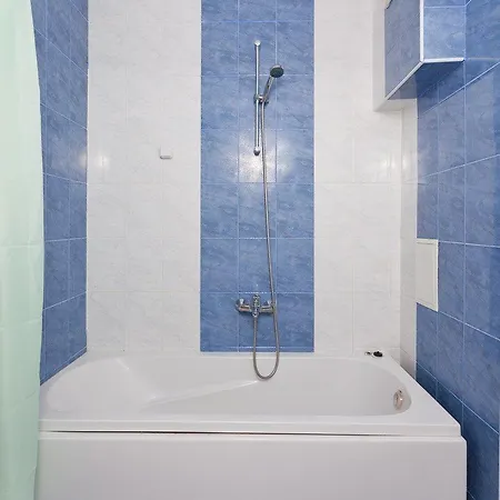 Blue Sky - & Parking Aranyhomok