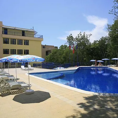 Blue Sky - & Parking 3* Golden Sands