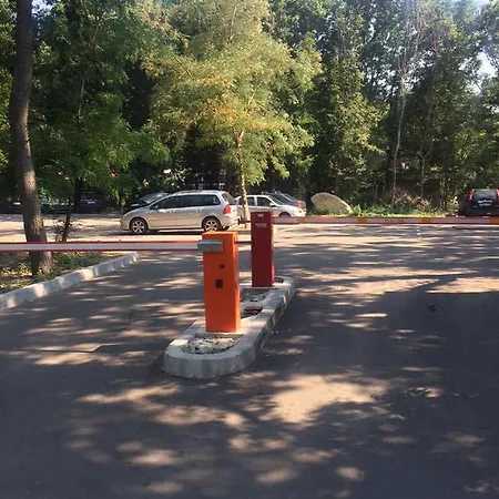 Blue Sky - & Parking Aranyhomok