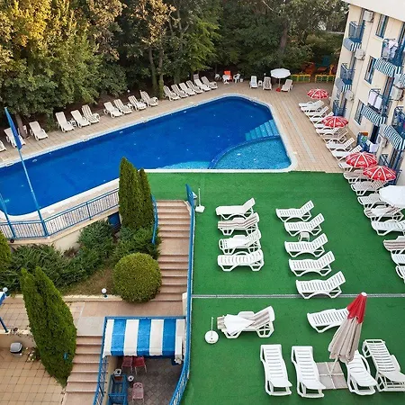 Blue Sky - & Parking Отель 3*