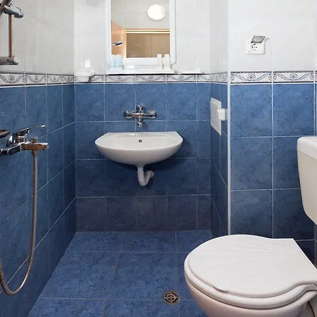 Blue Sky - & Parking Otel 3*