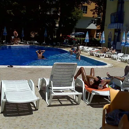 Blue Sky - & Parking Otel 3*