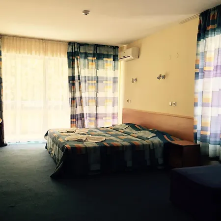 Blue Sky - & Parking 3* Золотые Пески