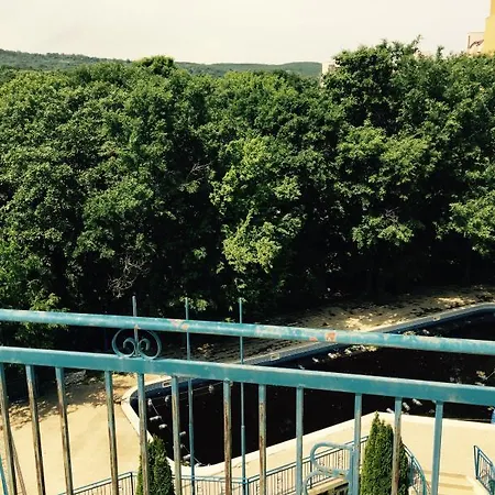 Blue Sky - & Parking Otel Altın Kumlar